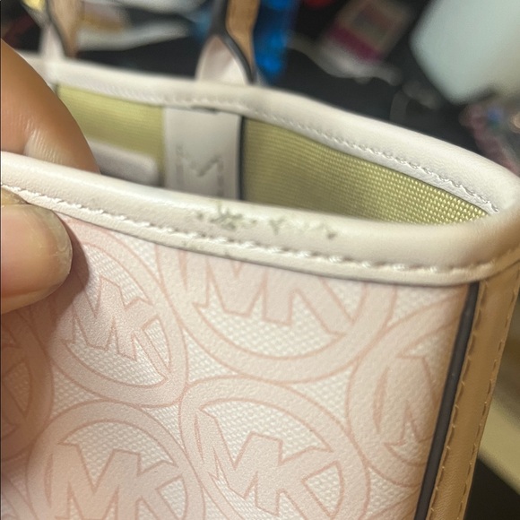 Michael Kors Small Light Pink Logo Tote - Picture 4 of 7